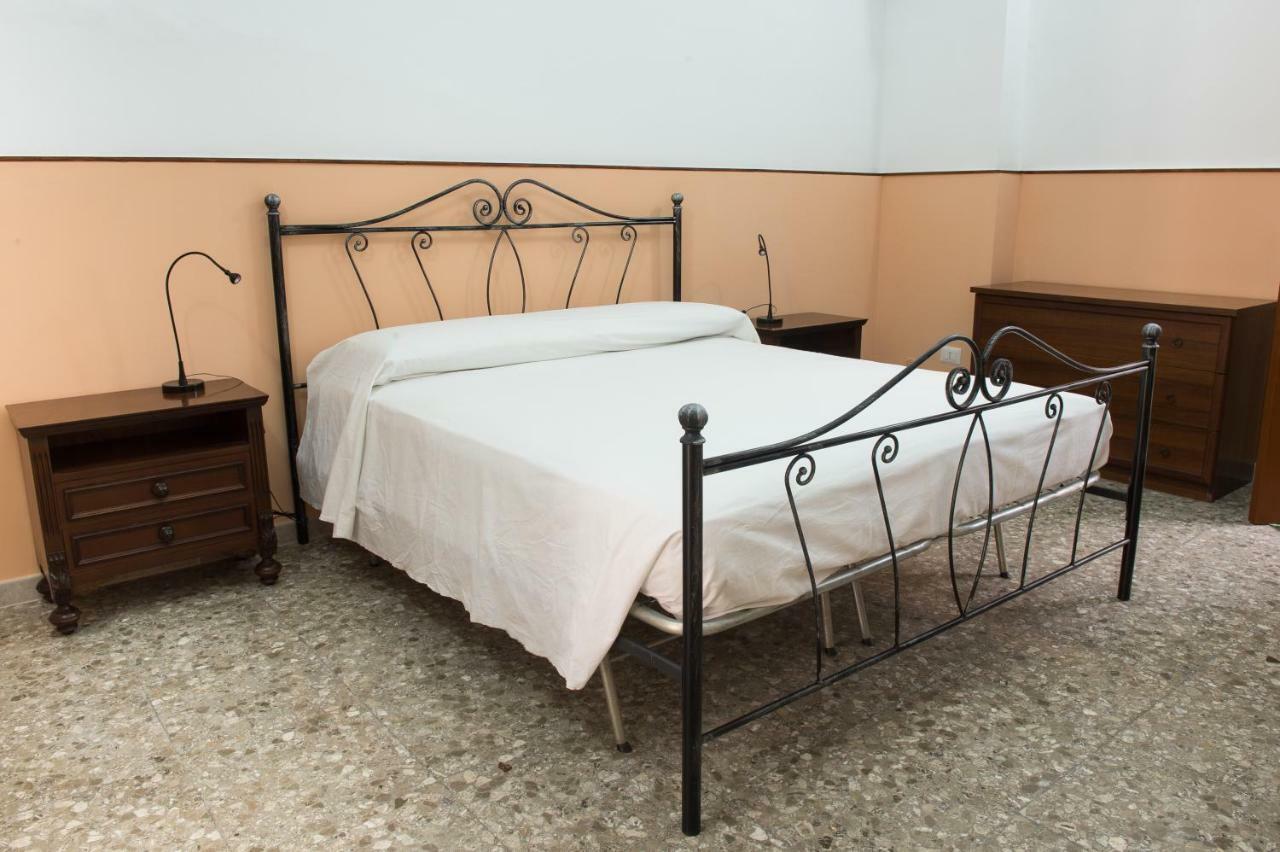 B&B Pozzi Dolci Aradeo Eksteriør billede